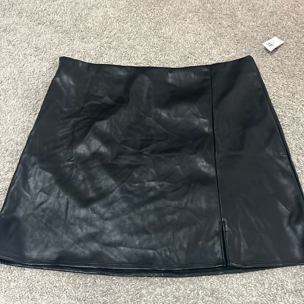 NWT Old Navy leather skirt